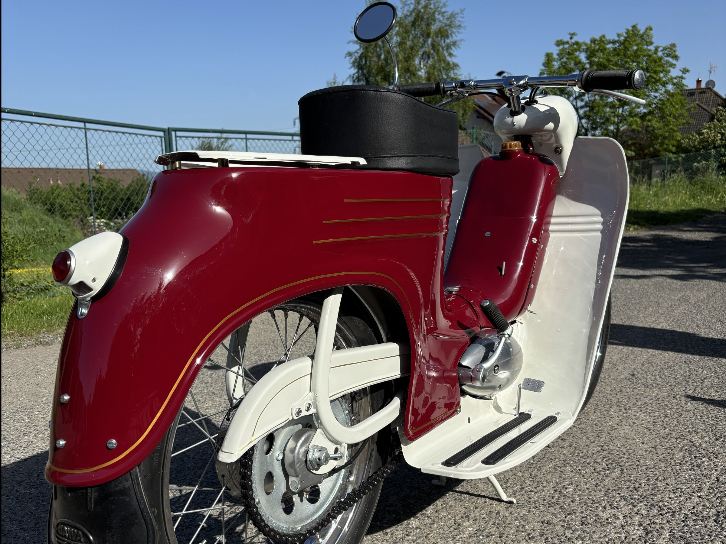 Jawa 555 De Luxe — 7