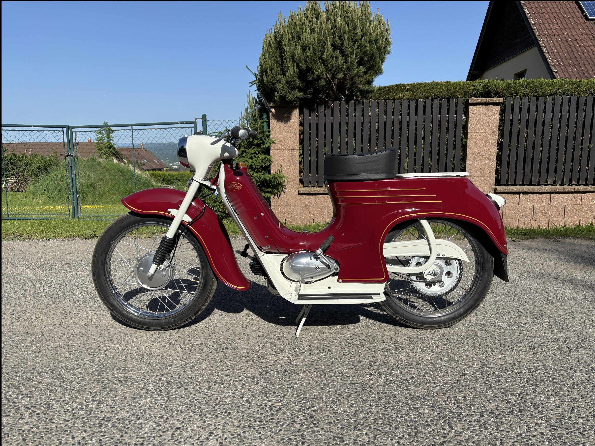 Jawa 555 De Luxe — 12