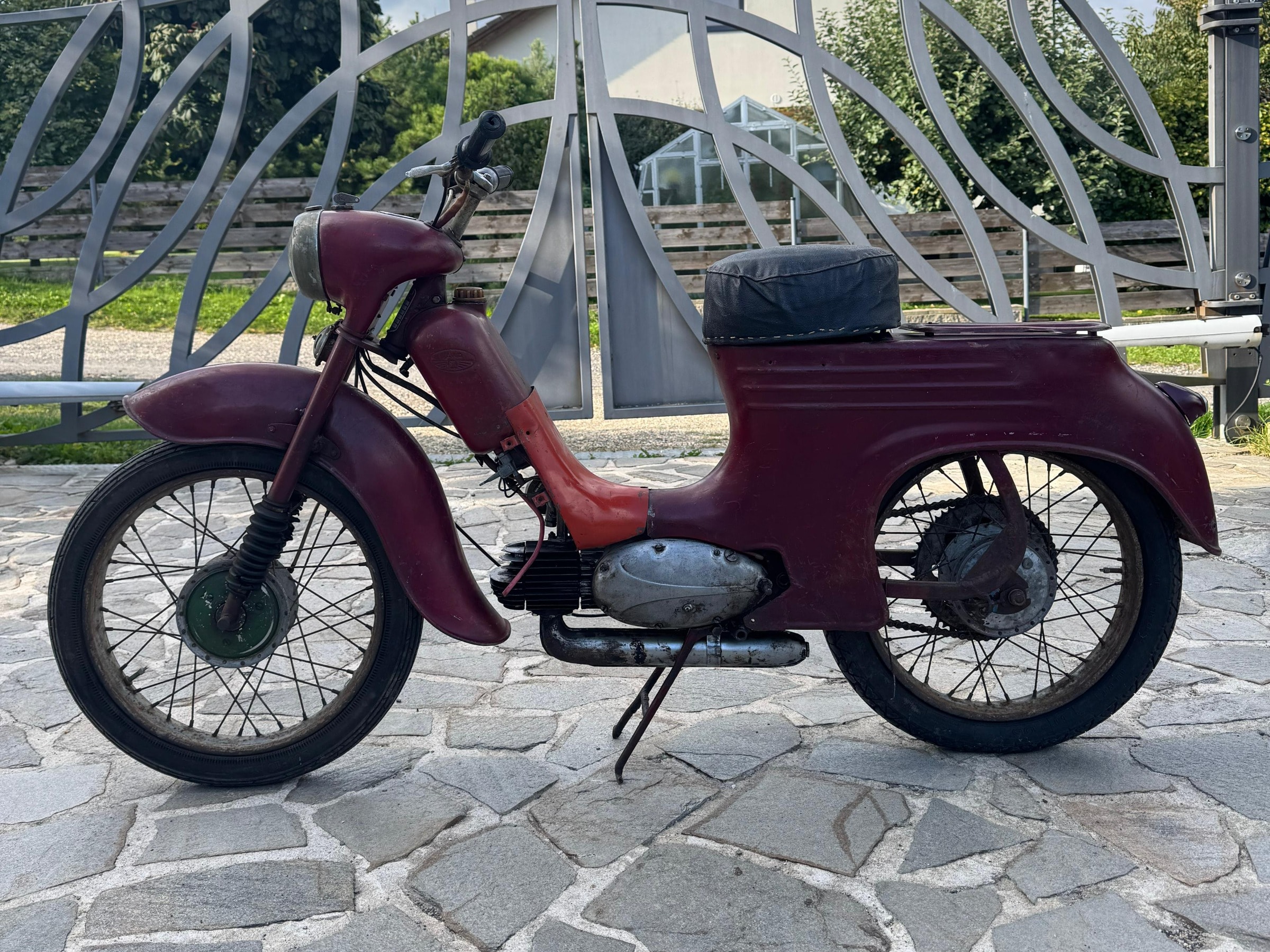 Jawa 555 De Luxe — 2