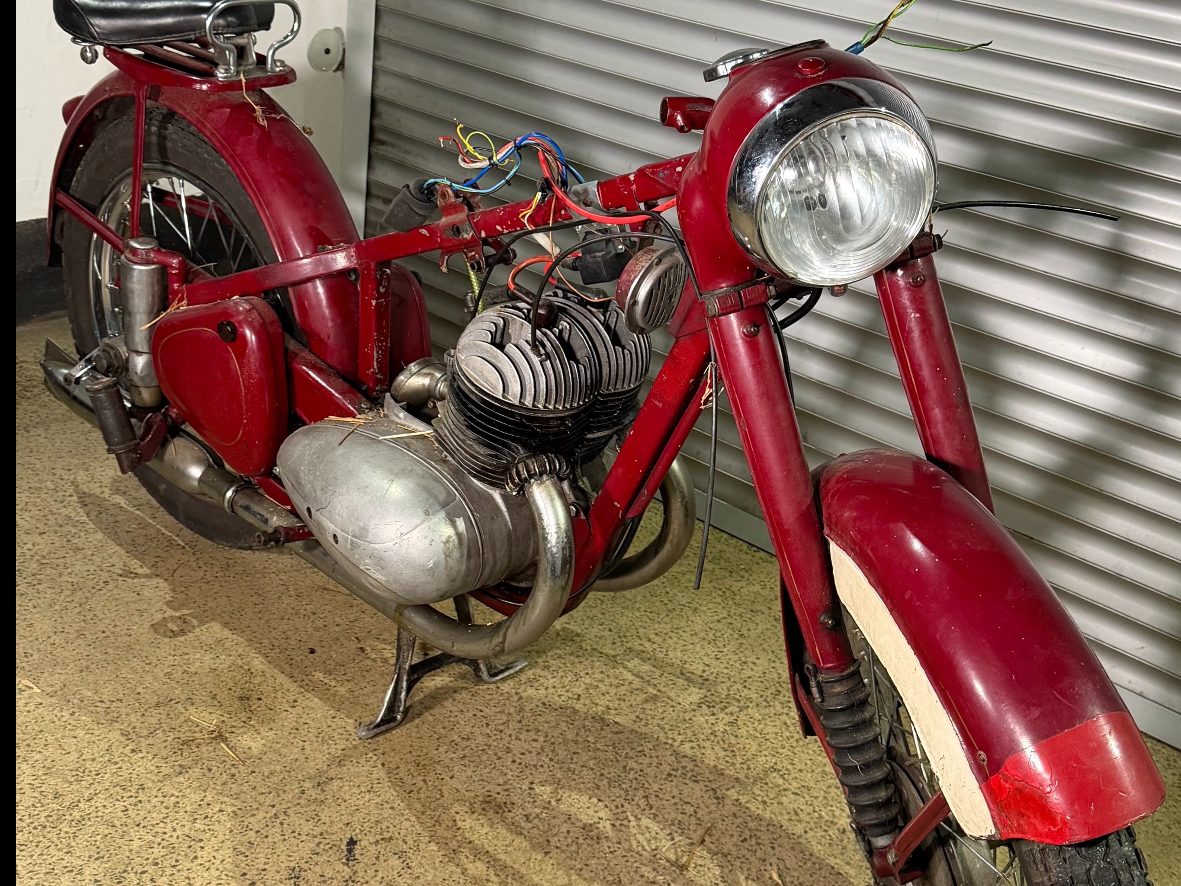 Jawa 350/18 pérák — 2