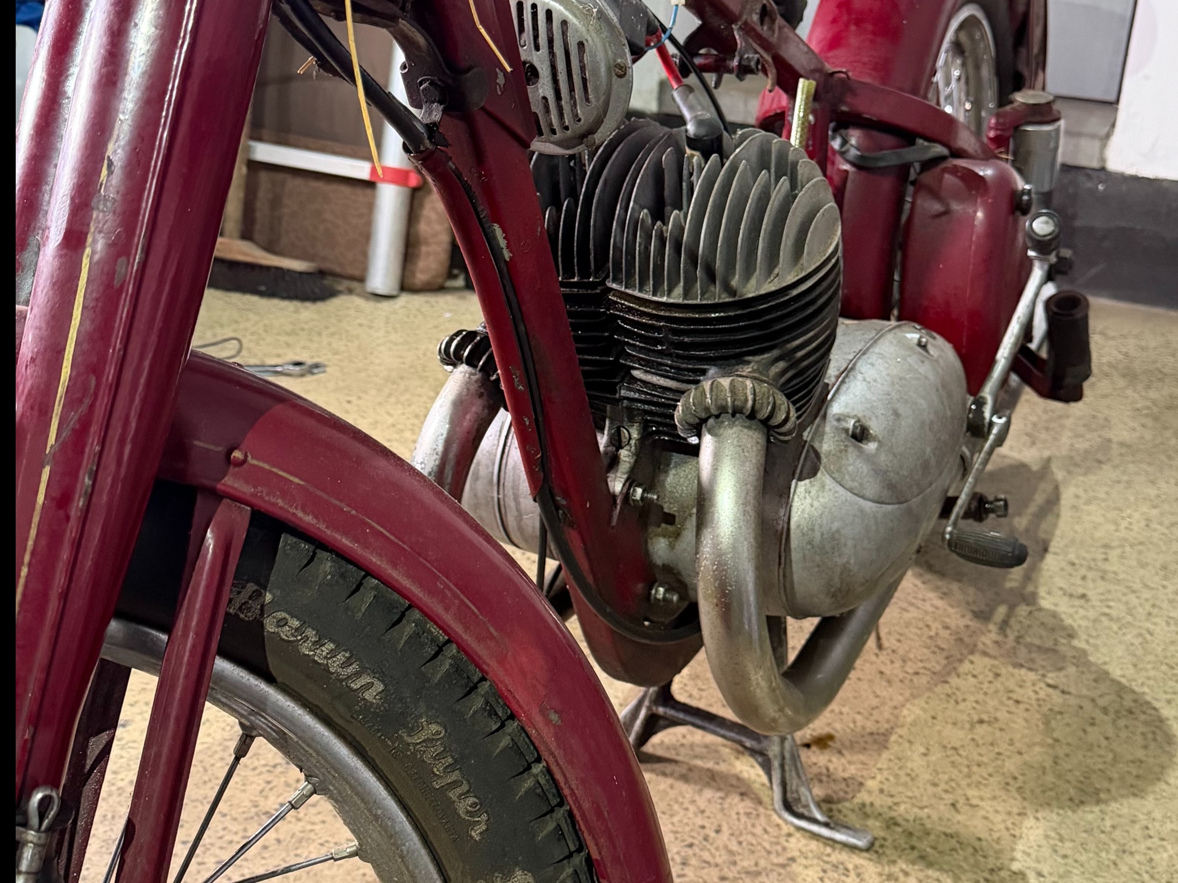 Jawa 350/18 pérák — 3