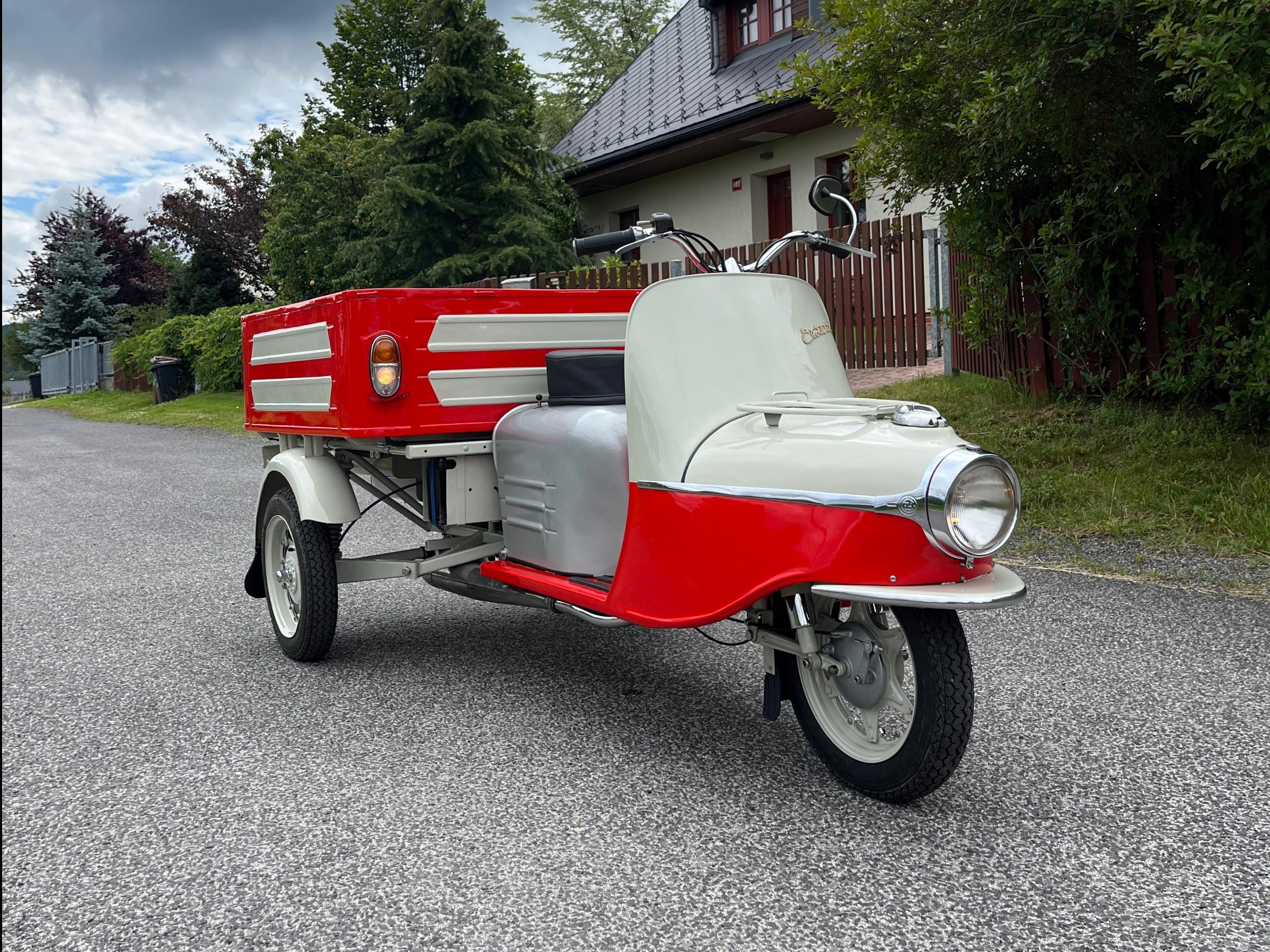 ČZ 175/505 Rikša — 1